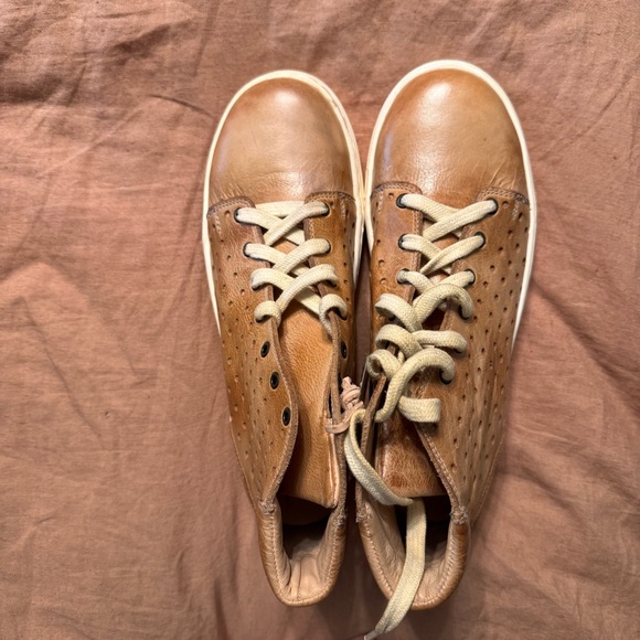 Bed Stu Lirica - Picture 6 of 8